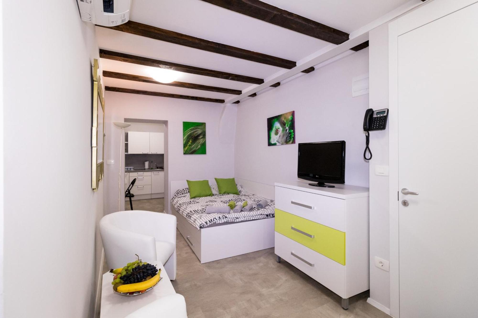 Apartments Bella Tara Піран Екстер'єр фото